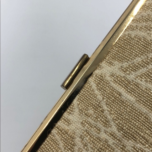 Vintage Clutch Tan and White fabric Pattern - Picture 7 of 12